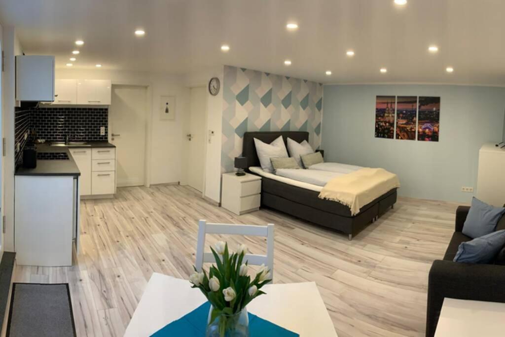 Modern Renovated Apartment Suited For Business Consultants - In Close Distance To Dt, Dhl And Un Campus - Reserved Parking Βόννη Εξωτερικό φωτογραφία